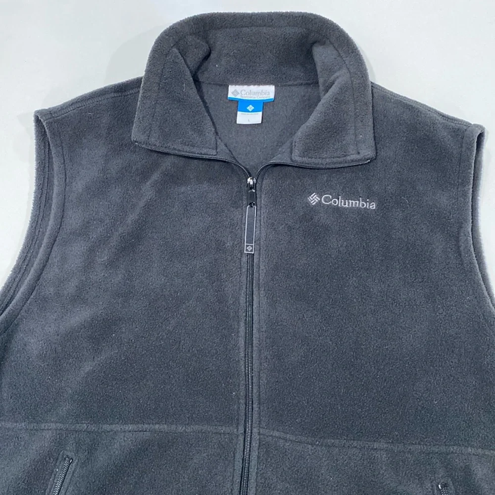 COLUMBIA Sportswear Company Men's Black Fleece Full Zip Vest Size Large‎